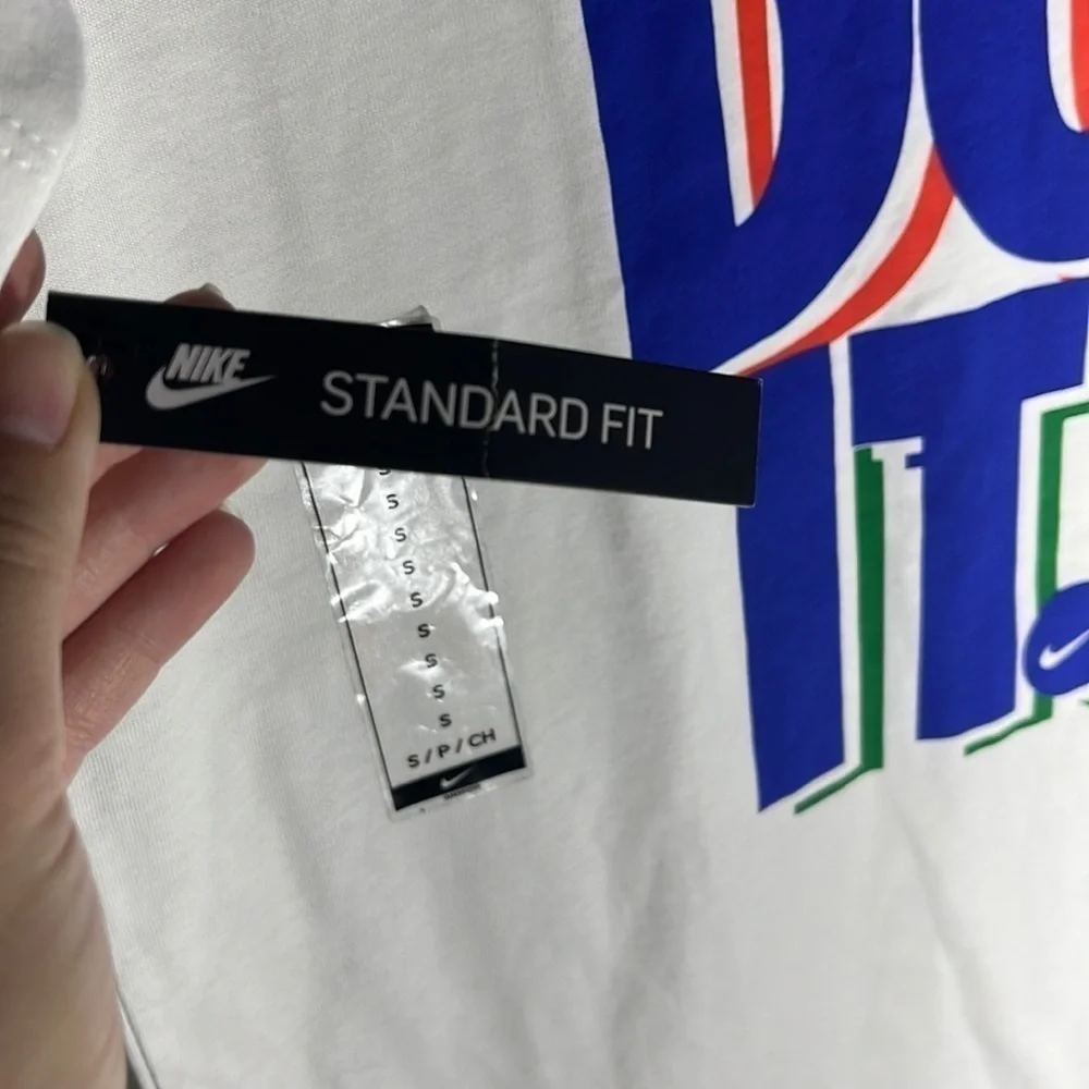 NWT Nike mens “just do it” shirt